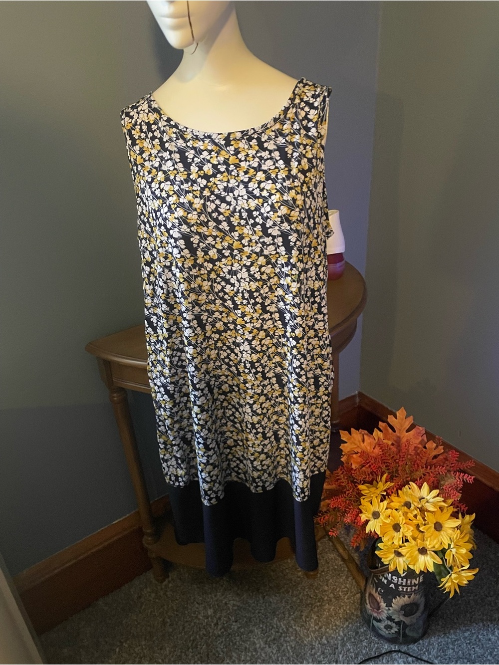 Floral Shift Dress Medium